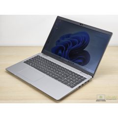 Dell Latitude 5520 Érintőképernyős + Iris XE