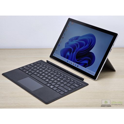 Microsoft Surface Pro 4 Érintőképernyős Tablet laptop